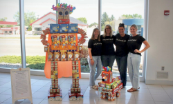 Mighty Mac & Snack Bot Win People’s Choice Award